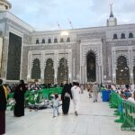 Hukum Menggunakan Obat Untuk Menunda Haid Bagi Wanita Saat Umroh