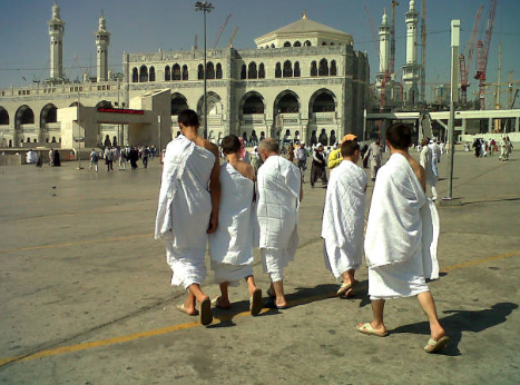 panduan umroh bagi lansia