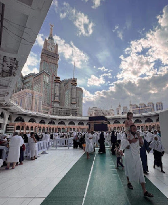 8 Tips Umroh Nyaman Bersama Anak Agar Ibadah Lebih Nyaman 1 Dewangga Umroh Jogja Screenshot 2025 10 29 112009 8 Tips Umroh Nyaman Bersama Anak Agar Ibadah Lebih Nyaman Dewangga Umroh Jogja