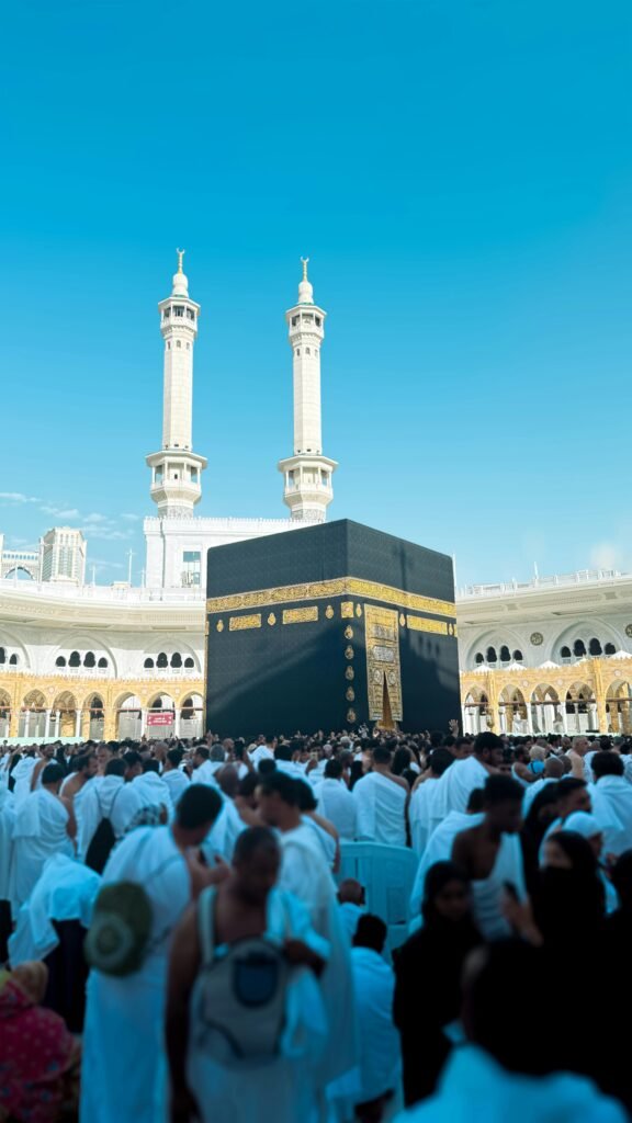 pexels afiography 34498854 1 Badal Umroh Itu Apa? Ini Penjelasannya Memberangkatkan Umroh yang Telah Wafat Dewangga Umroh Jogja